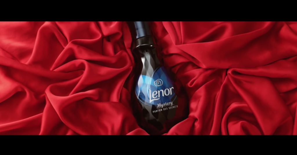 LOCALISATION spot TV ANGLAIS : "Lenor - Parfum des Secrets". Post production voix